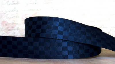 Лента сатиновая декоративная, двухстороняя, 25мм, цвет тёмно-синий, квадратики, ДС25-025, 1м