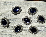 Ювелирная серединка, овальная, граненый камень в оправе со стразами, цвет тёмно-синий, 18*22мм, серебро, ЮС-0073, 1 шт