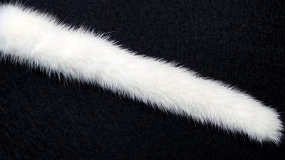 Хвостик норки 20 см, цвет белый ближе к молочному, 1шт, 1401096