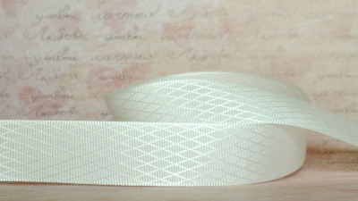 Лента сатиновая декоративная, 22мм, цвет белый, ромбы, ДС22-010, 1м
