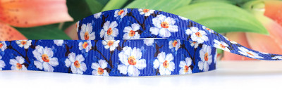 Лента репсовая с рисунком, 25мм, цвет синий, цветы касмея белая, РР22-169,1м