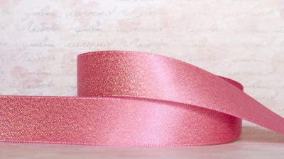Лента сатиновая декоративная, двухсторонняя, 22мм, цвет розовый, золотой люрекс ДС22-004, 1м