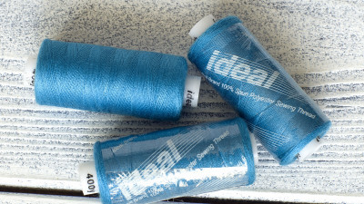 Нитки бытовые IDEAL 40/2 366м 100% п/э, цвет голубой, арт.348, 1шт
