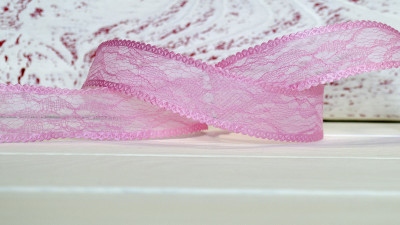 Лента декоративная, органза с кружевом, 25мм, цвет розовый, ДЛ25-028/1,1м